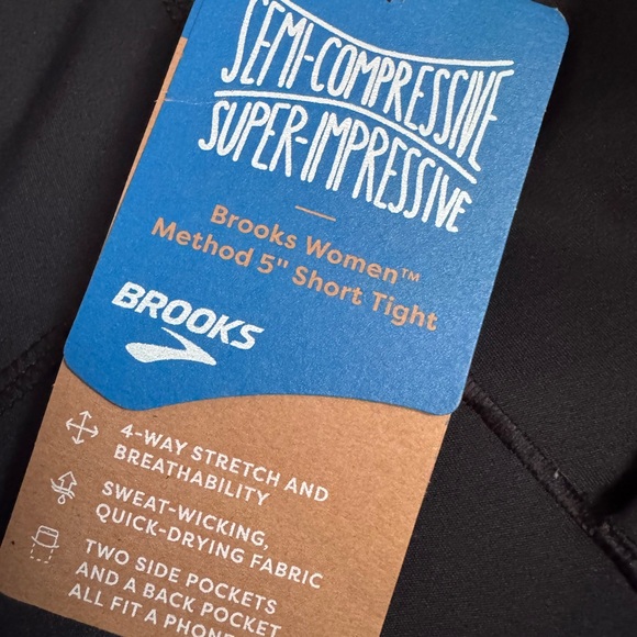 Brooks Black High-Rise Bike Shorts with Side Pockets METHOD 5" SHORT TIGHT nwt - Picture 2 of 6
